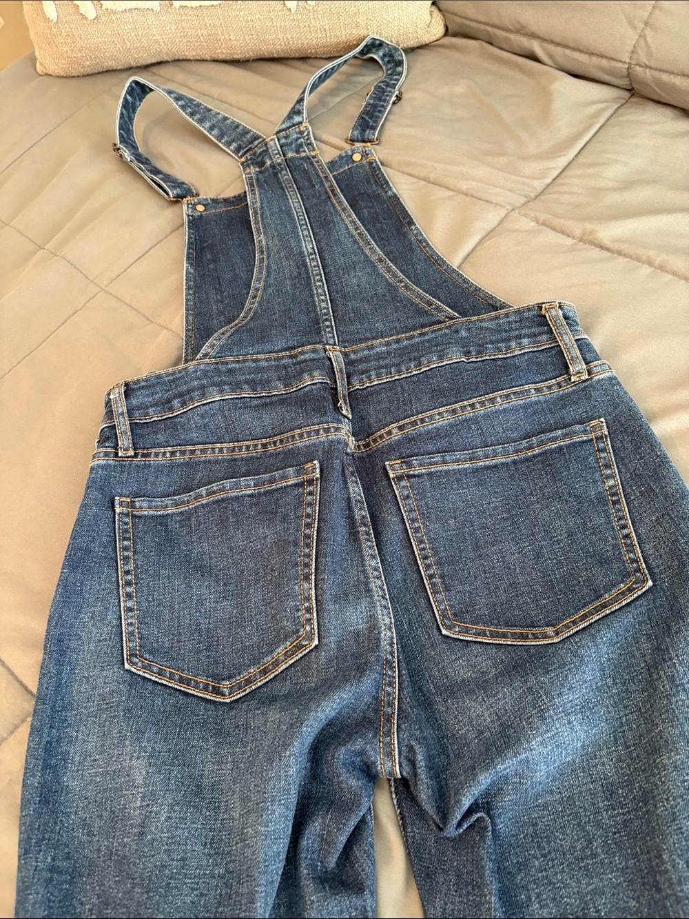 New Denim Flare Overalls Medium Wash Old Navy 2 Jumpsuit Dungarees Boho Retro XS - Picture 8 of 11